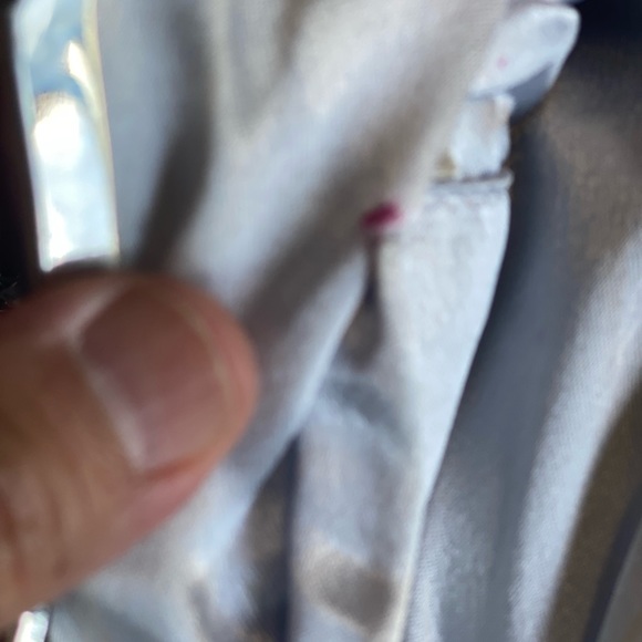 Beautiful beaded clutch so unique for a gala or any special event . - Picture 9 of 12